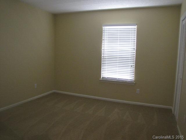 9415 Vicksburg Road Charlotte, NC 28210 - Photo 7 of 16