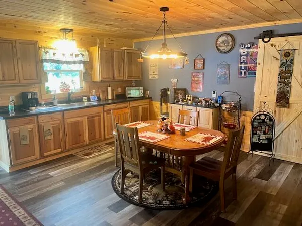 $594,000 | 5683 Tyndal Road, Branch, MI 49402