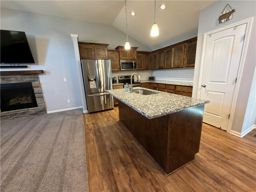 21401 Noble Street Spring Hill, KS 66083 - Photo 11 of 31