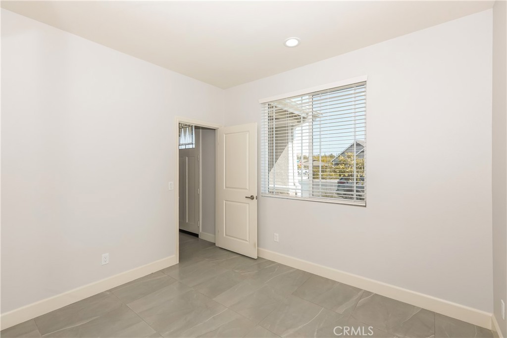 5167 Peony Court Riverside, CA 92506 - Photo 15 of 32