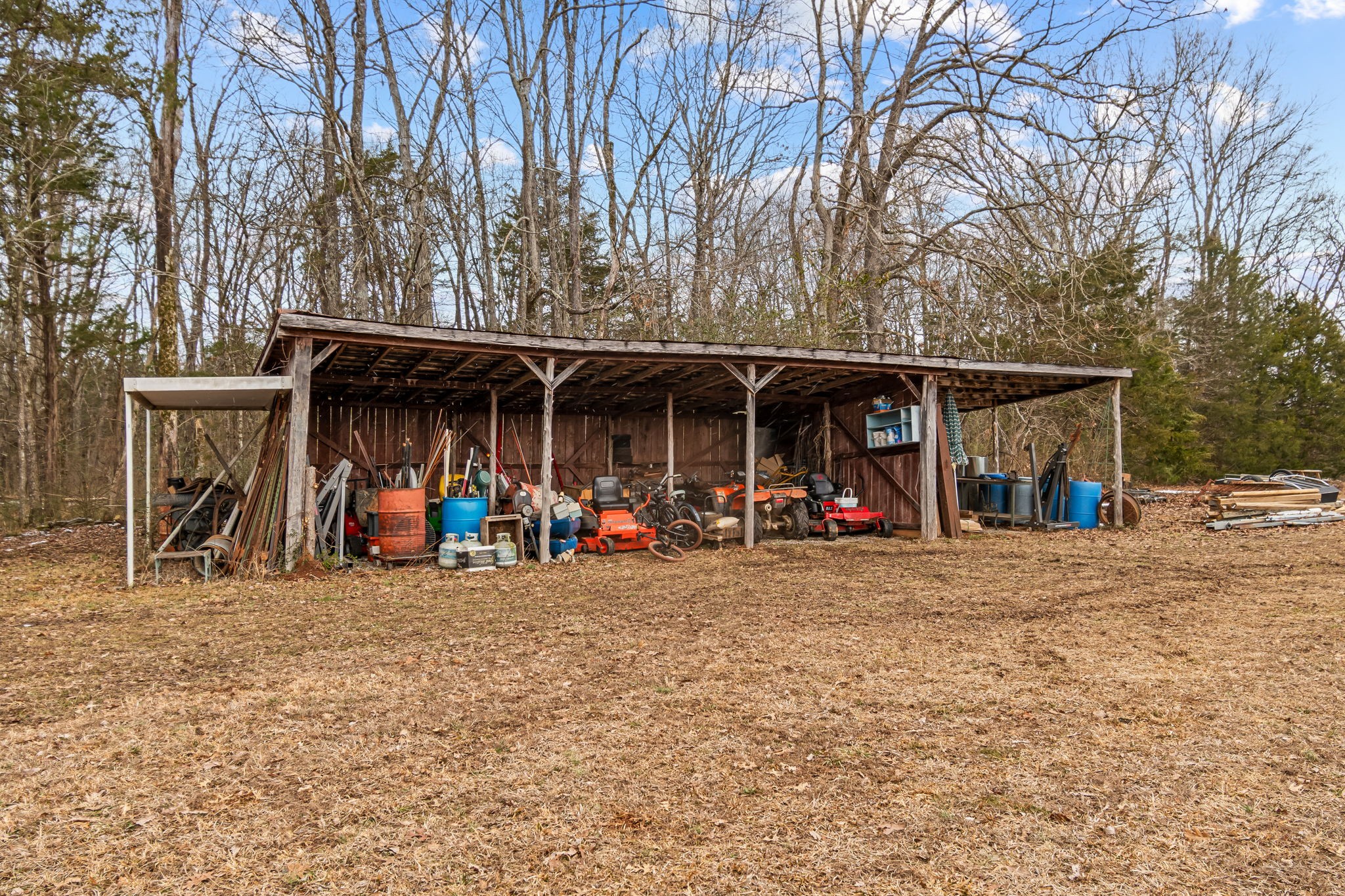 253 Henslee Road Shelbyville, TN 37160 - Photo 32 of 47 a view of a outdoor space