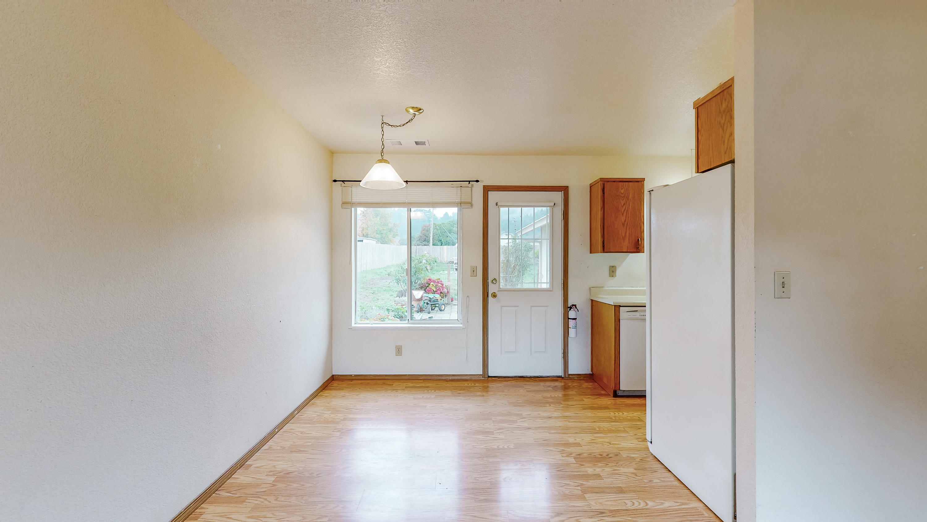 128 Meadow Bridge Lane Rio Dell, CA 95562 - Photo 14 of 43