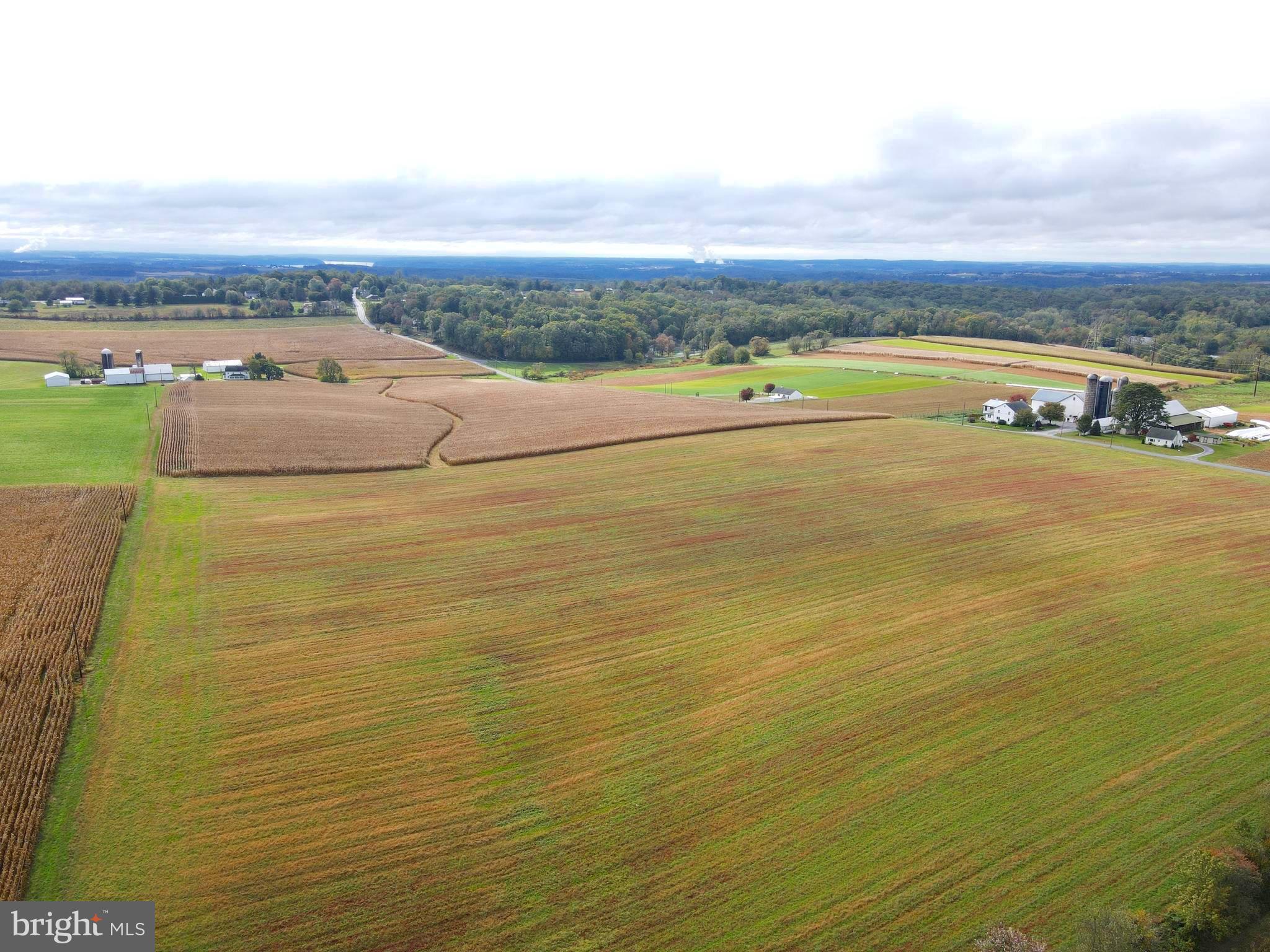 888 Hilldale Road Holtwood, PA 17532 - Photo 15 of 47 a view of an ocean