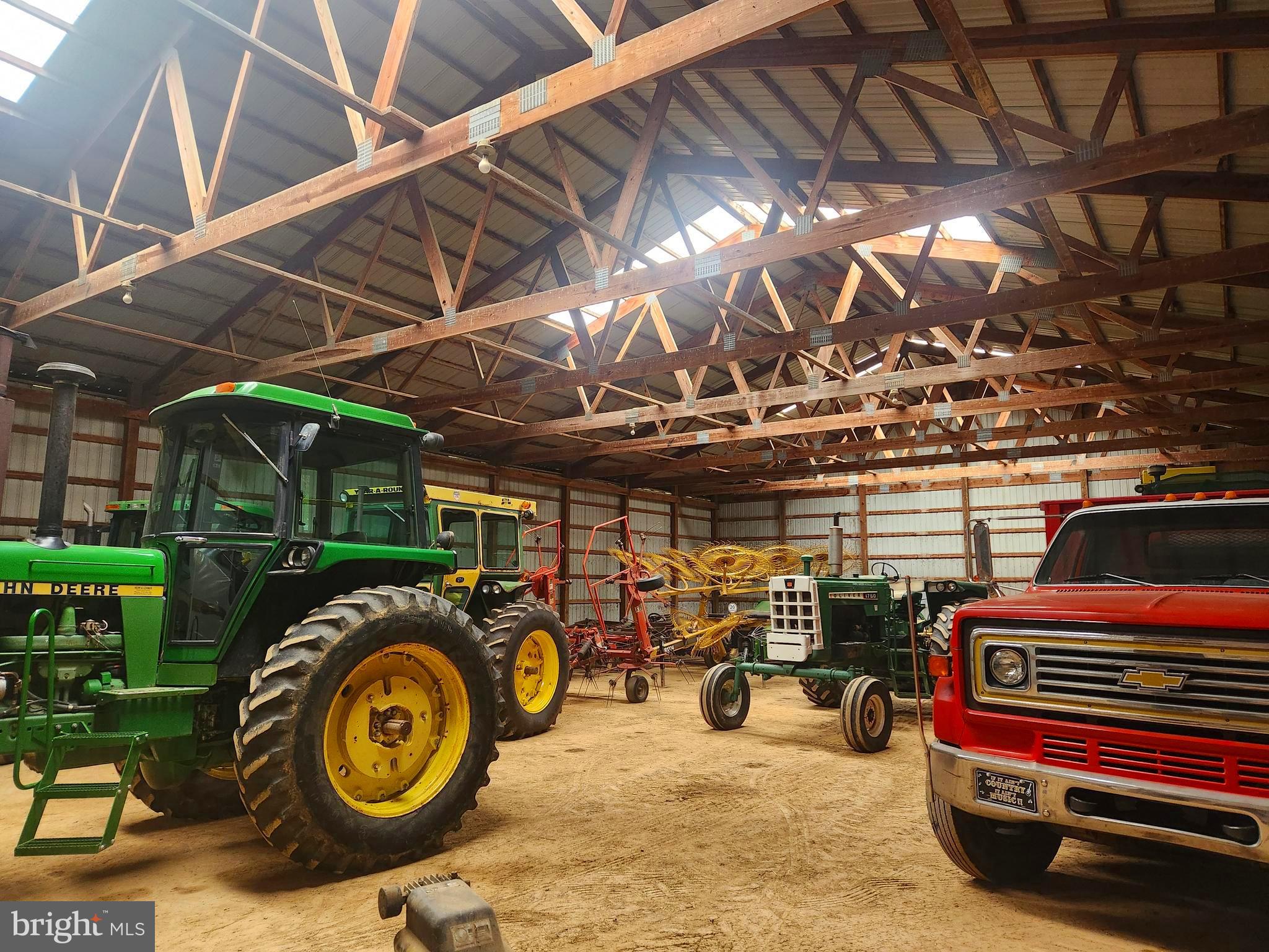888 Hilldale Road Holtwood, PA 17532 - Photo 2 of 47 a view of car garage