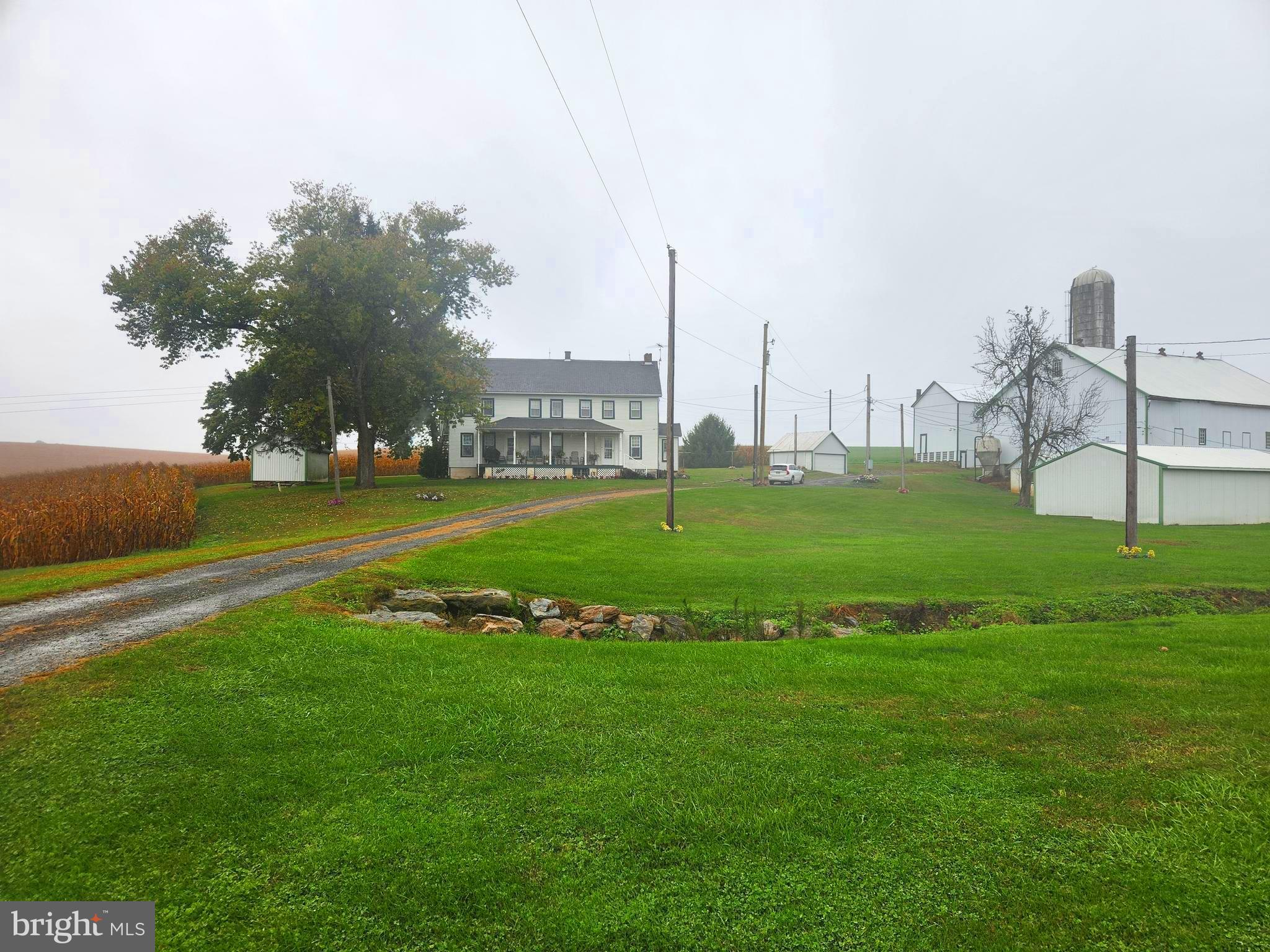 888 Hilldale Road Holtwood, PA 17532 - Photo 3 of 47 a view of a golf course with a garden