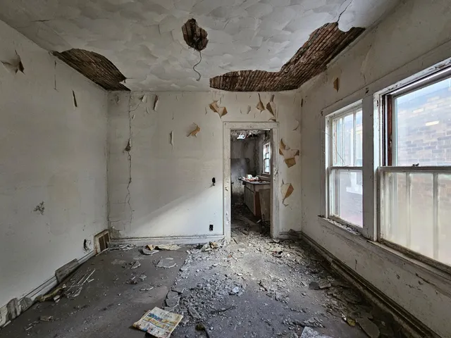 a view of a storage & utility room