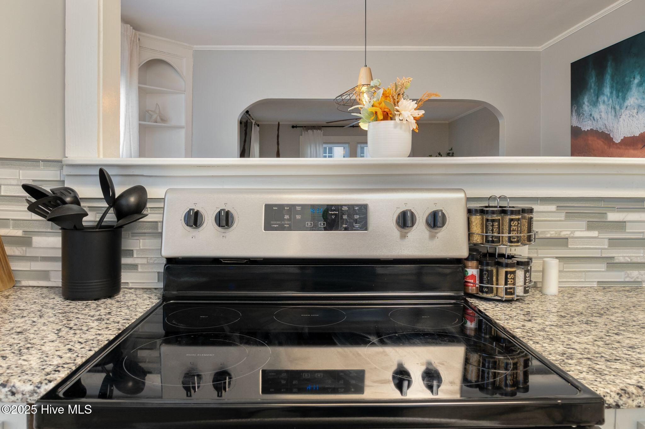 1409 Rhem Avenue New Bern, NC 28560 - Photo 11 of 28 Kitchen