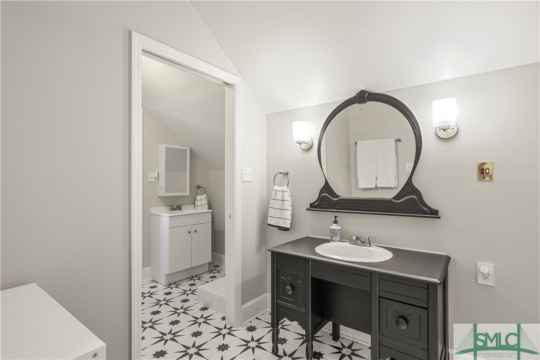 722 East 50th Street Savannah, GA 31405 - Photo 39 of 50