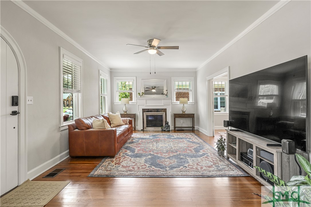 722 East 50th Street Savannah, GA 31405 - Photo 5 of 50