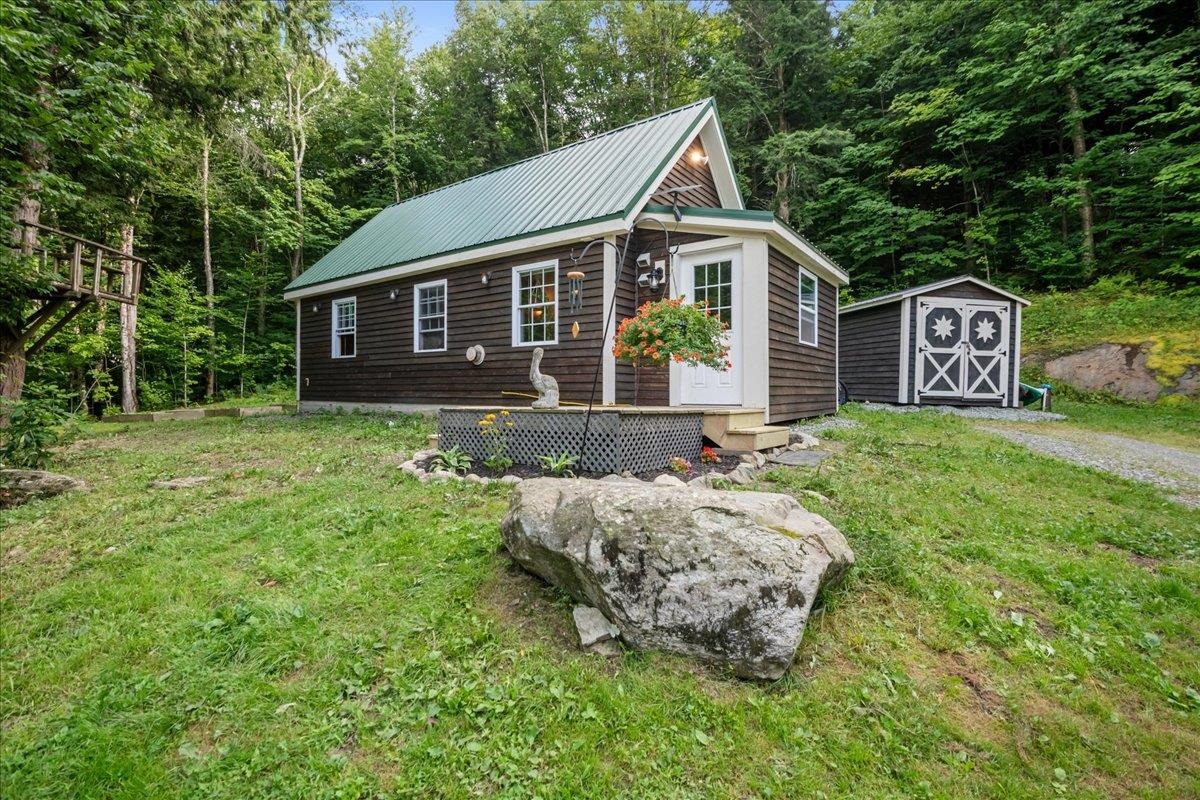 111 Lower Ring Road Montgomery, VT 05471 - Photo 33 of 42 Gallery Image 33