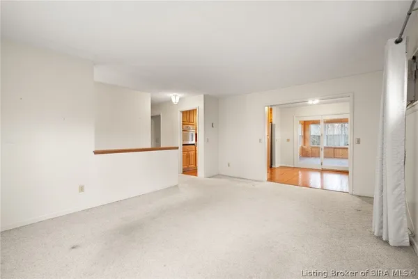 $259,900 | 965 Woodland Avenue, Corydon, IN 47112