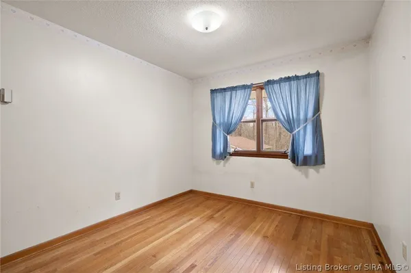 $259,900 | 965 Woodland Avenue, Corydon, IN 47112