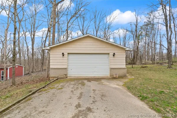 $259,900 | 965 Woodland Avenue, Corydon, IN 47112