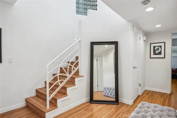 $7,500 | 221 South Francisca Avenue, Unit A, Redondo Beach, CA 90277