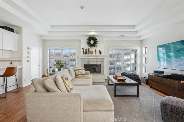 $7,500 | 221 South Francisca Avenue, Unit A, Redondo Beach, CA 90277