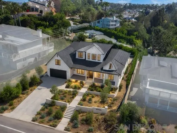 $1,748,300 | 97 North Vulcan Avenue, Unit 3, Encinitas, CA 92024