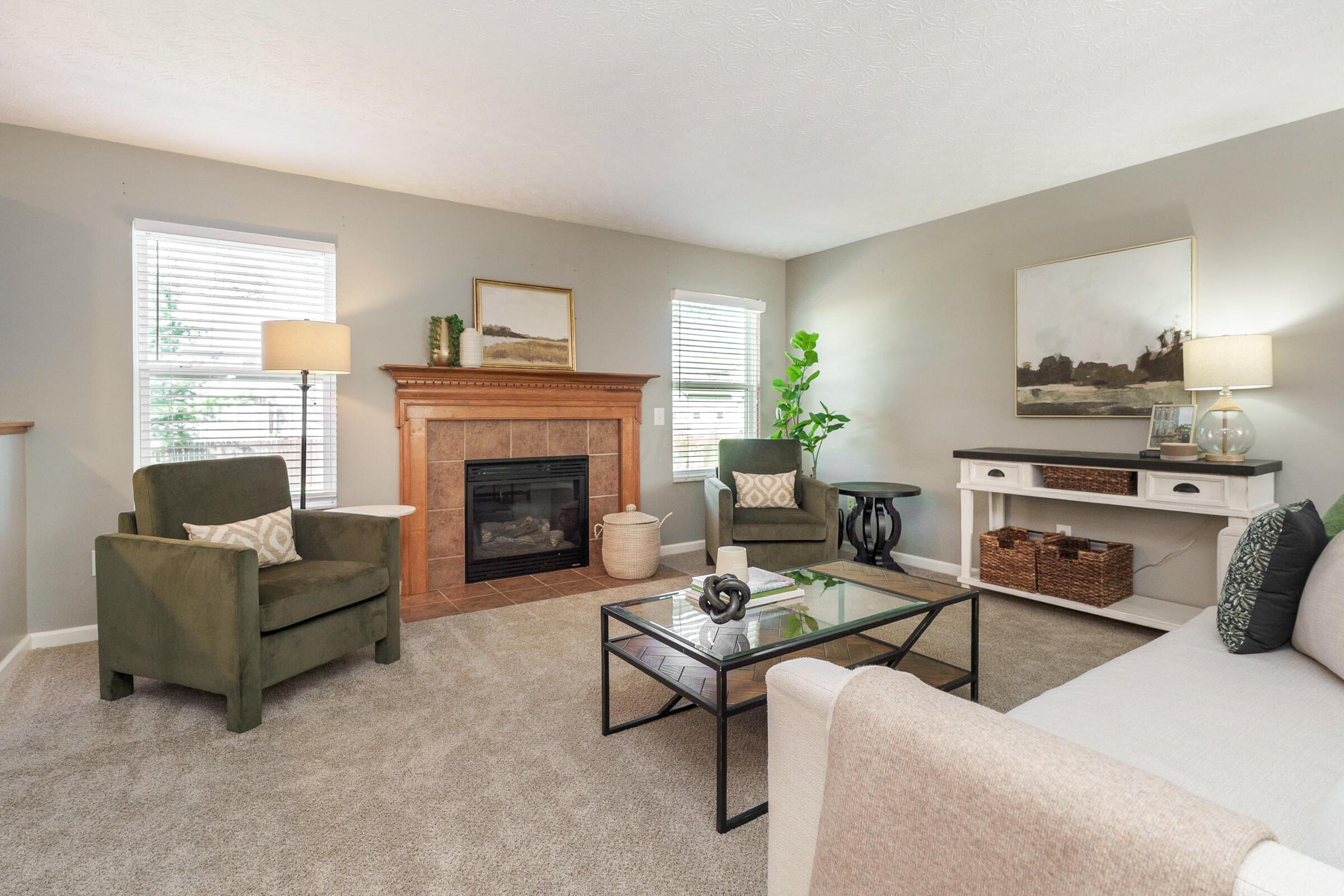 124 Stockard Loop Delaware, OH 43015 - Photo 4 of 54 Family Room
