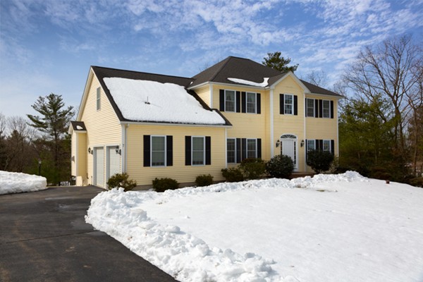 7 Ridgeview Road Franklin, MA 02038 - Photo 2 of 30 Gallery Image 2