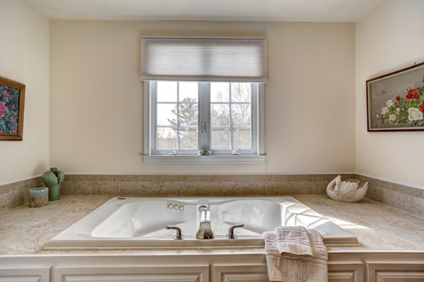 7 Ridgeview Road Franklin, MA 02038 - Photo 24 of 30 Gallery Image 24