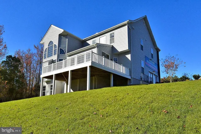 $853,000 | Gwynndale Drive, Clinton, MD 20735