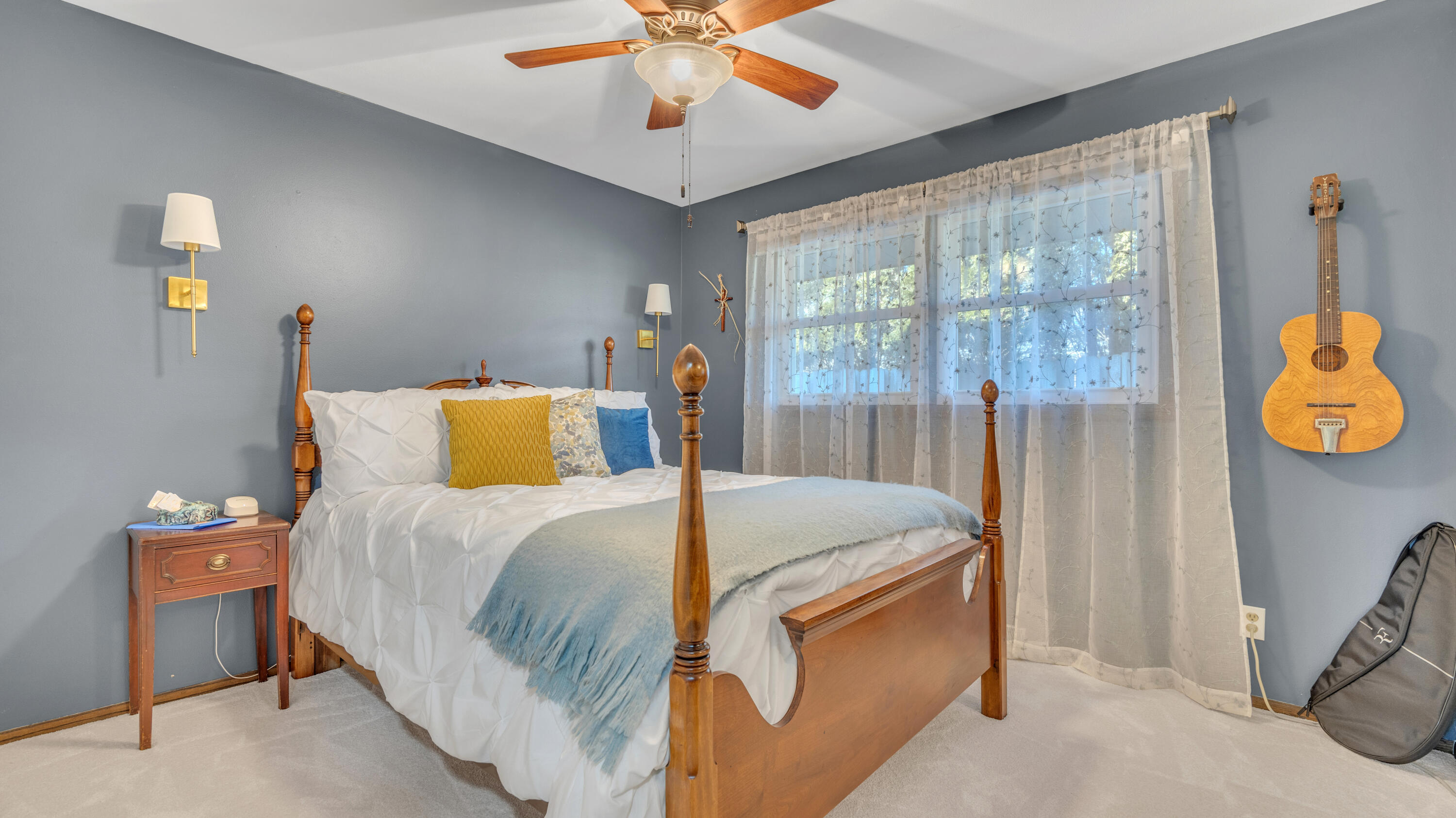 2418 West Mark Drive Sheboygan, WI 53083 - Photo 17 of 30 Bedroom 3