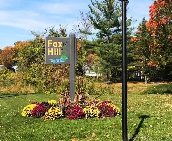 $2,800 | 2 Juneberry Lane, Unit 2, Ridgefield, CT 06877