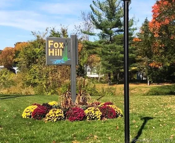 $2,900 | 2 Juneberry Lane, Unit 2, Ridgefield, CT 06877