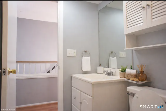 $2,900 | 2 Juneberry Lane, Unit 2, Ridgefield, CT 06877