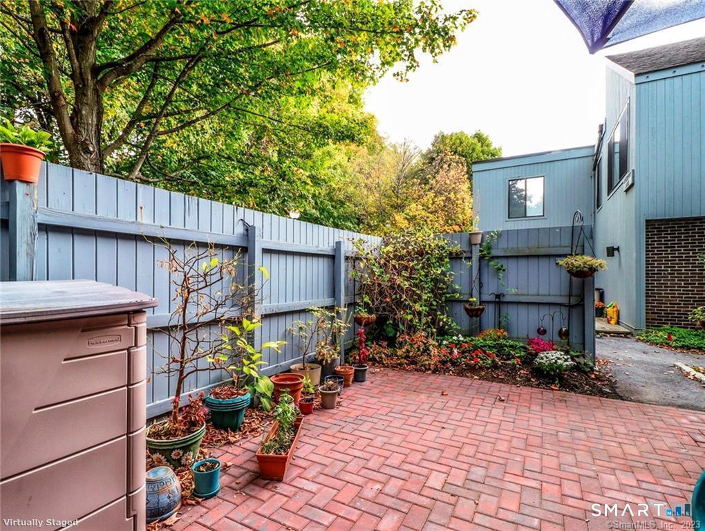 2 Juneberry Lane, Unit 2 Ridgefield, CT 06877 - Photo 4 of 29