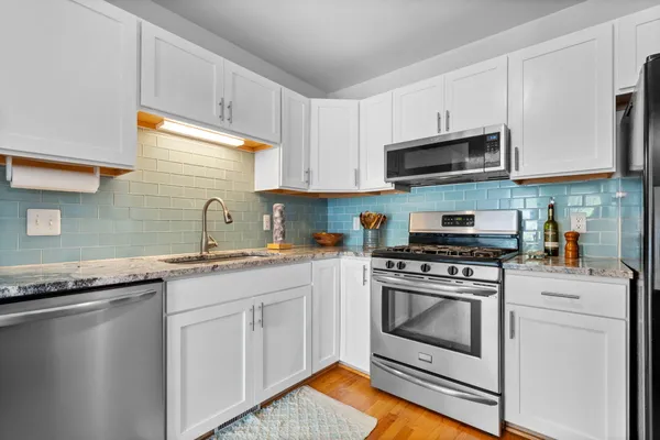$335,000 | 584 Liberty Pointe Drive, Ann Arbor, MI 48103