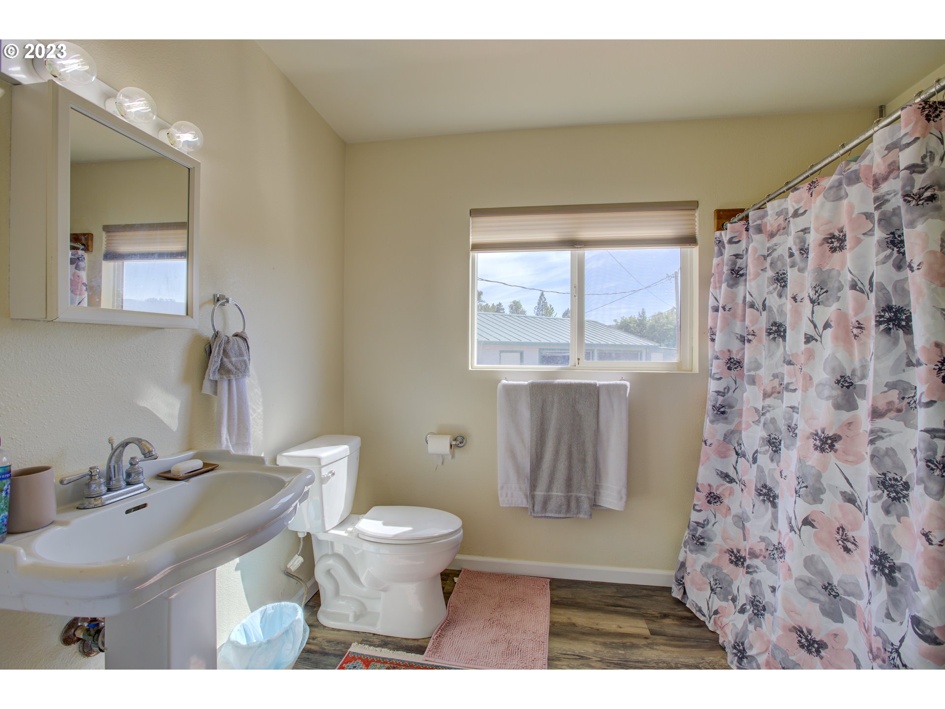 803 Main Camas Road Camas Valley, OR 97416 - Photo 22 of 48