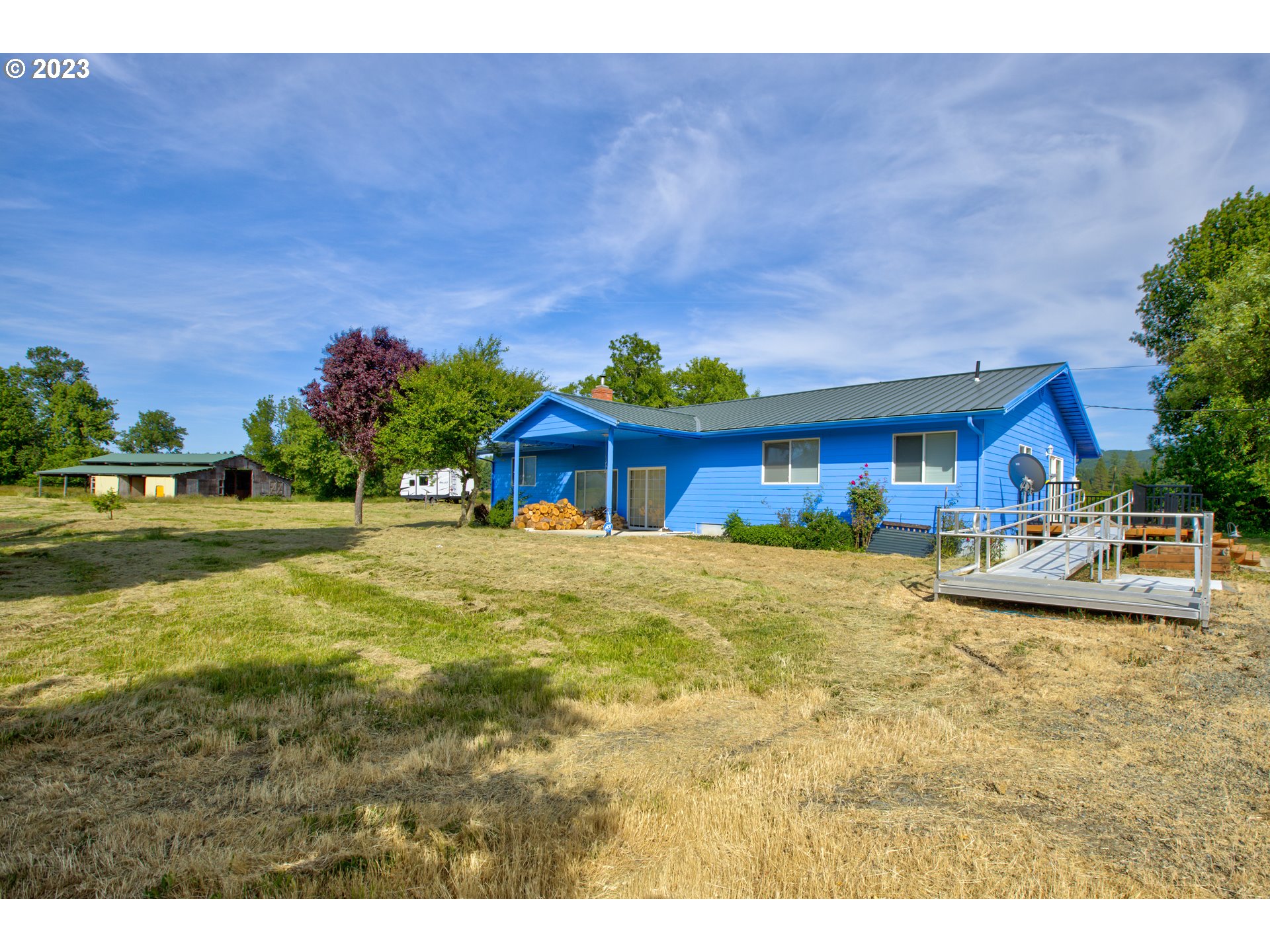 803 Main Camas Road Camas Valley, OR 97416 - Photo 29 of 48