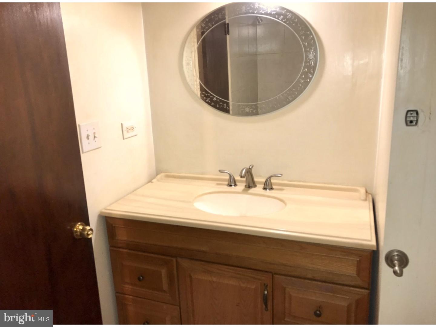 3658 Chesterfield Road Philadelphia, PA 19114 - Photo 18 of 25 Bathroom
