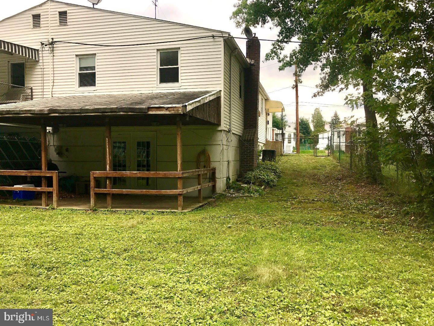 3658 Chesterfield Road Philadelphia, PA 19114 - Photo 24 of 25 Exterior Back