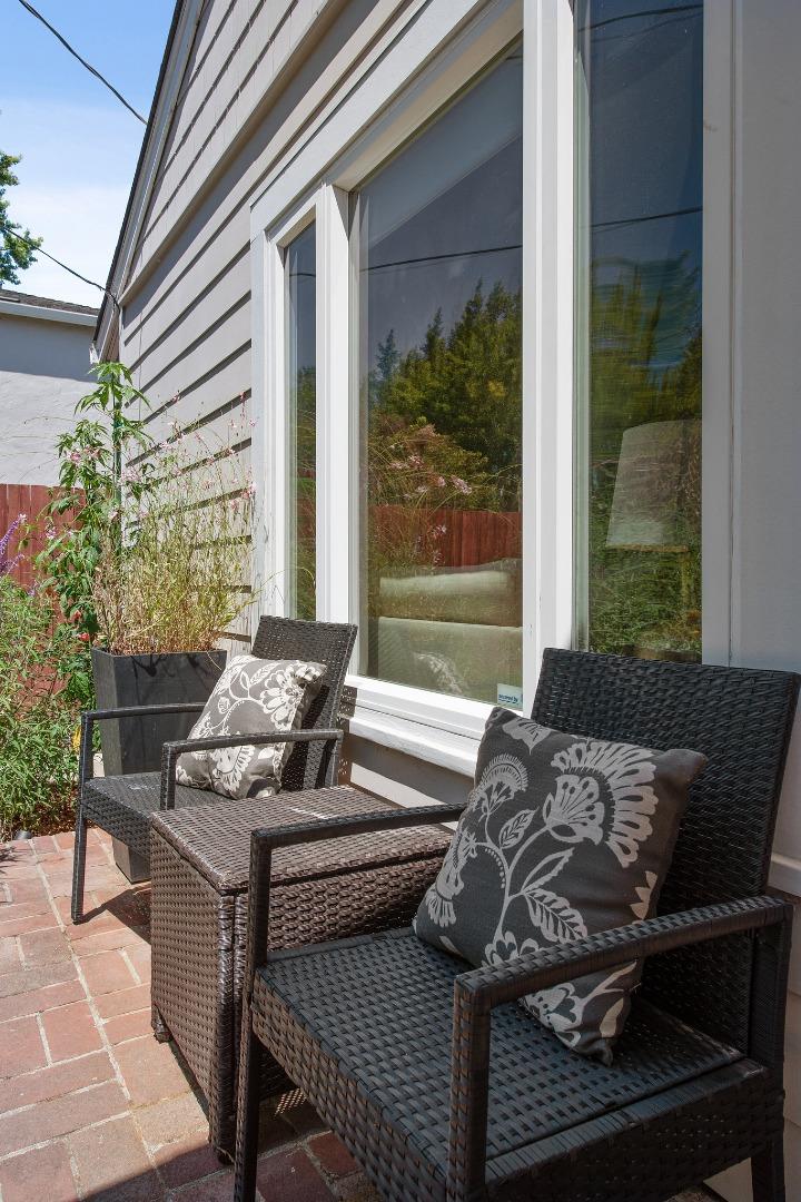 232 Bancroft Road Burlingame, CA 94010 - Photo 14 of 69 a living room with furniture and a window