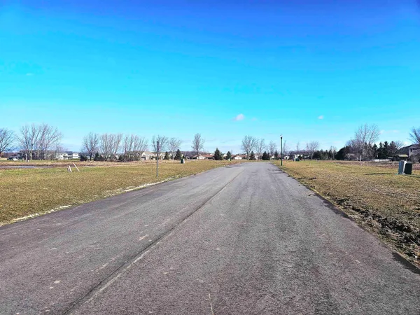 $117,000 | 2201 East Resunga Court, Unit 17, Appleton, WI 54915