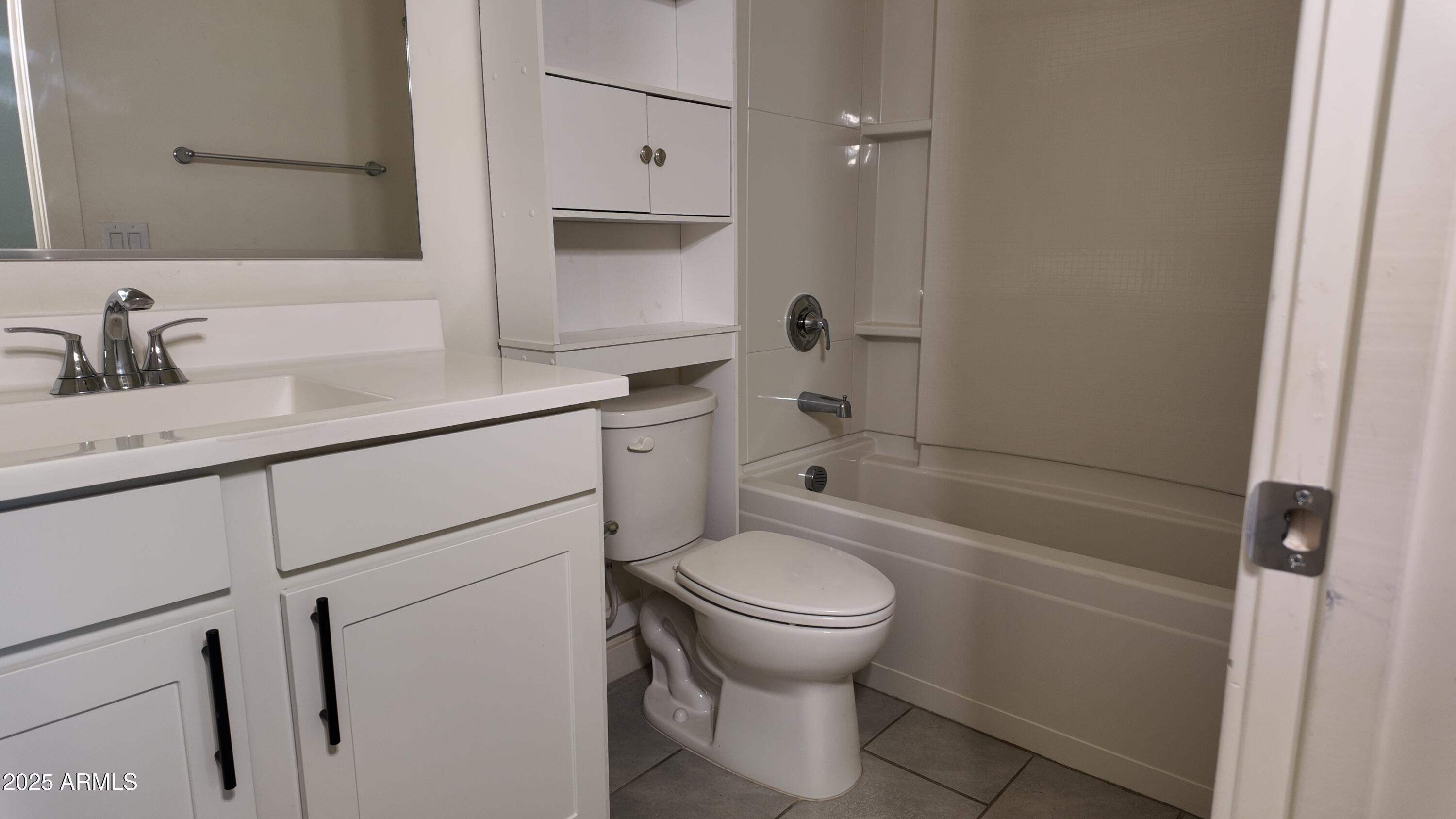 2586 North Abbey Road Casa Grande, AZ 85122 - Photo 23 of 34 Hall Bathroom 3