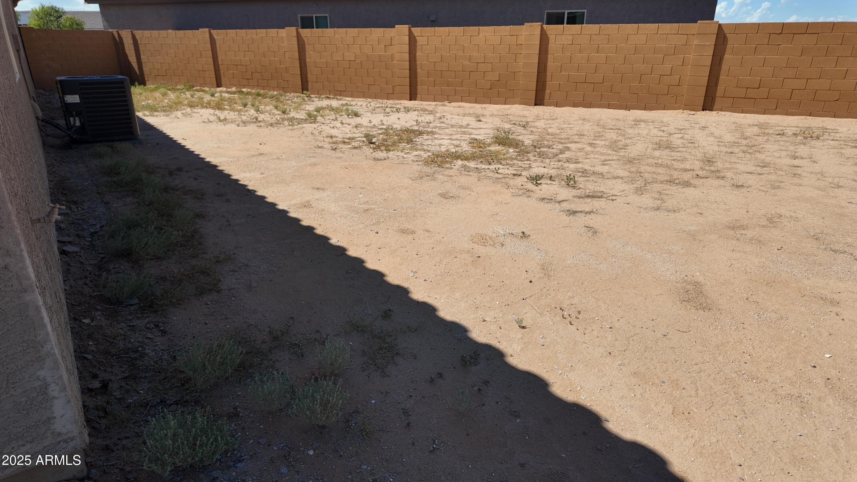2586 North Abbey Road Casa Grande, AZ 85122 - Photo 31 of 34 Backyard