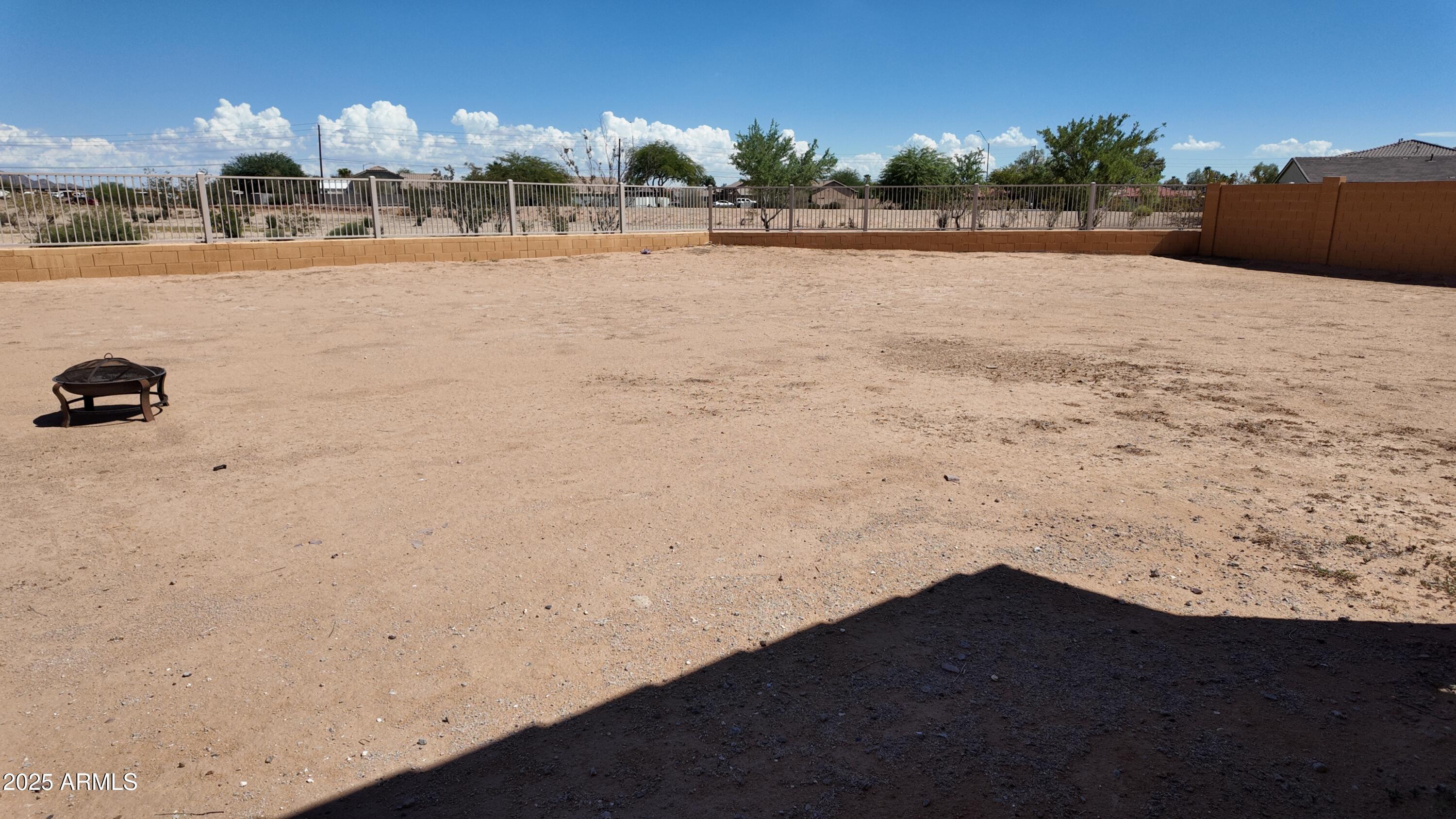 2586 North Abbey Road Casa Grande, AZ 85122 - Photo 33 of 34 Backyard