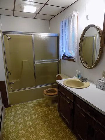 $1 | 21599 170th Street, Sleepy Eye, MN 56085