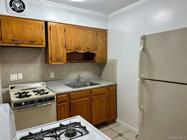 $1,600,000 | 42-23 68th Street | Woodside