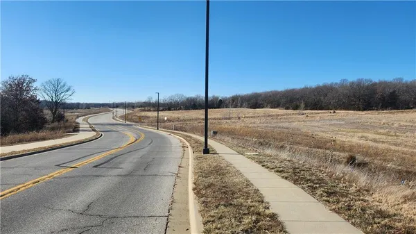 $1,050,000 | Hedge Lane Terrace, Shawnee, KS 66226