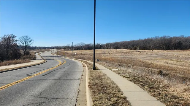 $1,050,000 | Hedge Lane Terrace, Shawnee, KS 66226