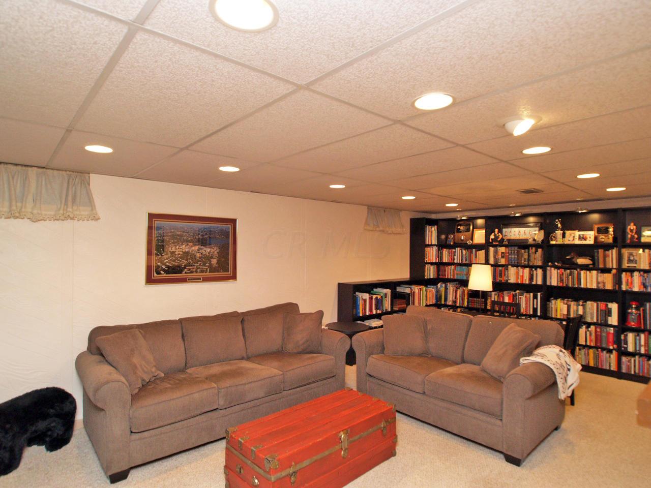1807 Baldridge Road Columbus, OH 43221 - Photo 70 of 93 Gallery Image 70