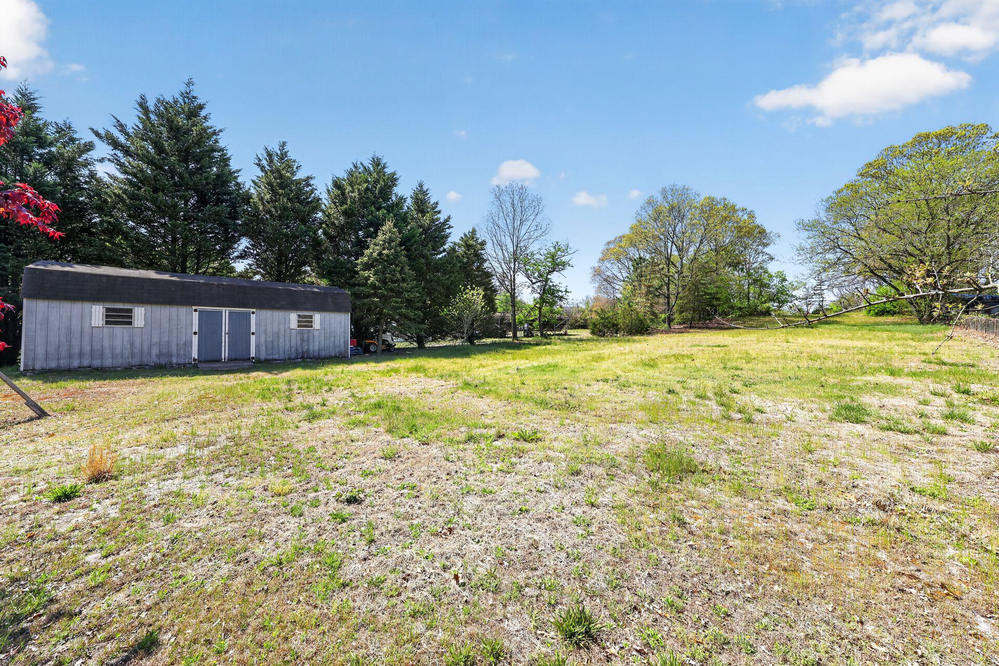448 North Chew Road Hammonton, NJ 08037 - Photo 11 of 16 Large shed