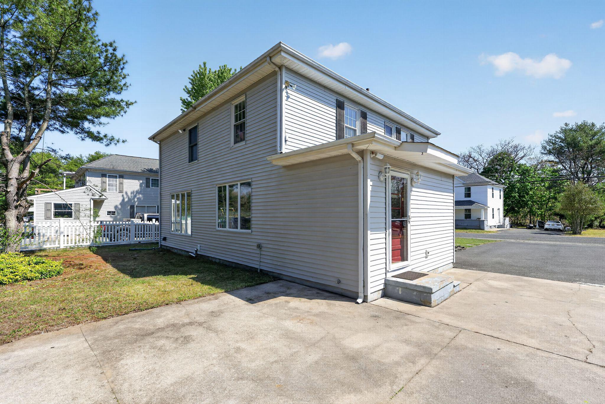 448 North Chew Road Hammonton, NJ 08037 - Photo 5 of 16 Back