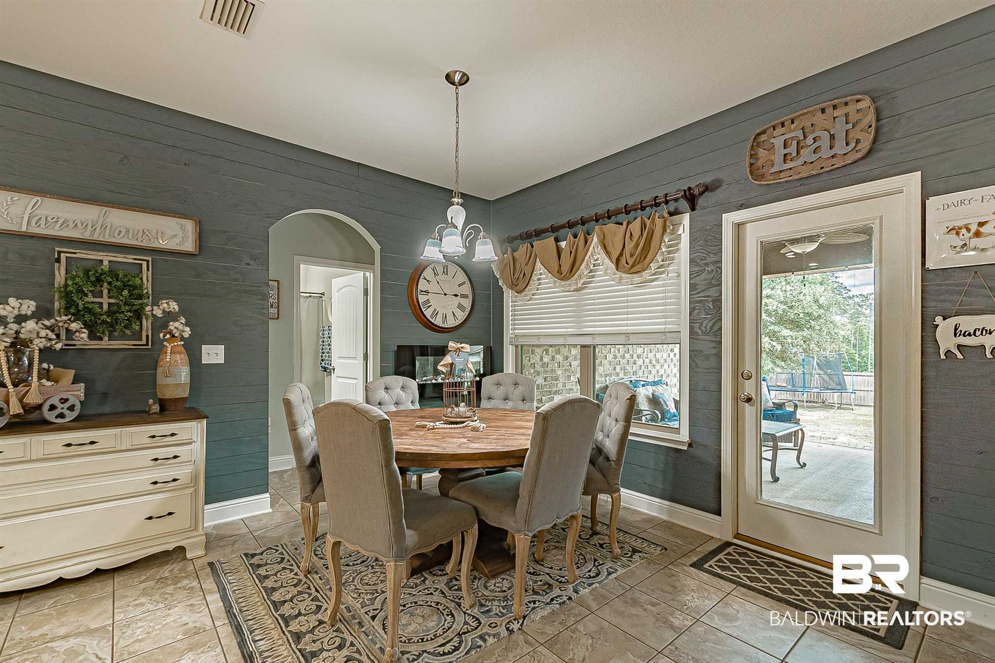 31635 Shambo Road Spanish Fort, AL 36527 - Photo 25 of 49 Breakfast Area