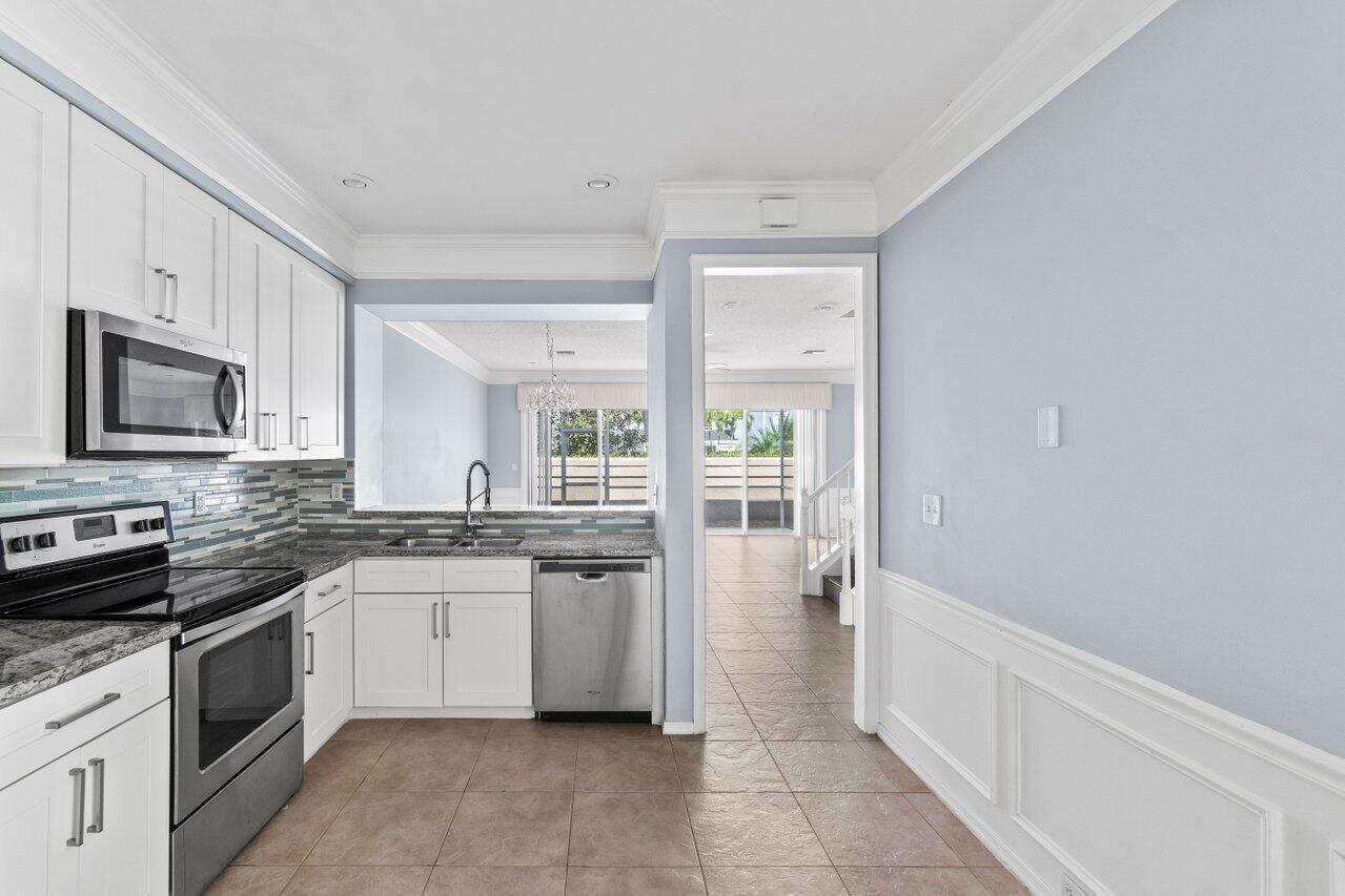 5423 Grand Park Place Boca Raton, FL 33486 - Photo 8 of 31 008-5423GrandParkPlace-BocaRaton-FL-3348