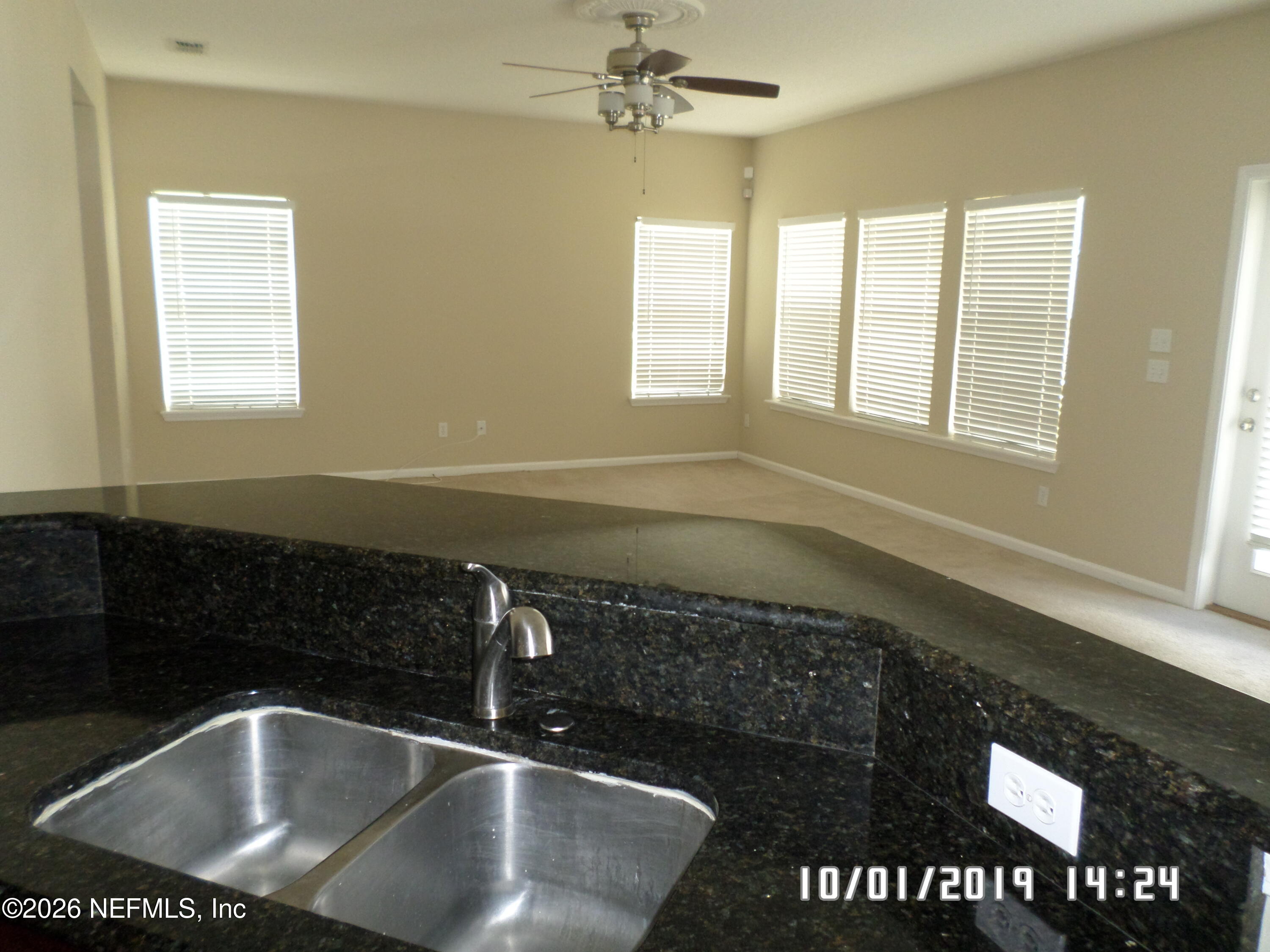 11807 Templeton Road Jacksonville, FL 32258 - Photo 10 of 18 Living area