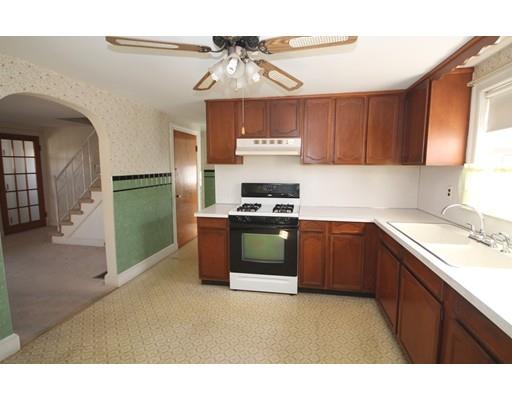 16 Linwood Avenue Methuen, MA 01844 - Photo 3 of 14 Gallery Image 3